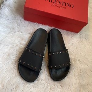 Valentino ROCKSTUD SLIDE size 10
